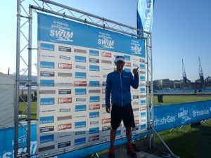 Le triathlète Xavi Llobet remporte le British Gas Great London Swim