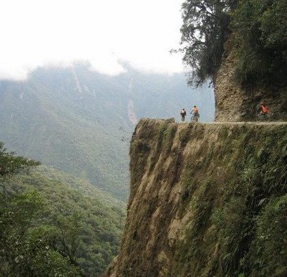 Josef Ajrams nächste Herausforderung: "The Highway of Death" in Bolivien.