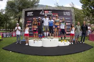 Cesc Godoy und Nuria Blanco Meister des Andorra Triathlon