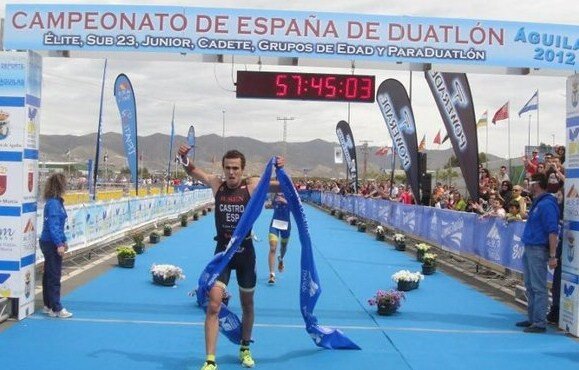 Berria Racing verpflichtet den Triathleten David Castro