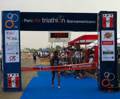 Vicente Hernández Champion du Triathlon ibéro-américain