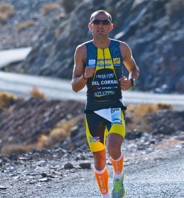 Victor del Corral segundo no LigthHouse Triathlon