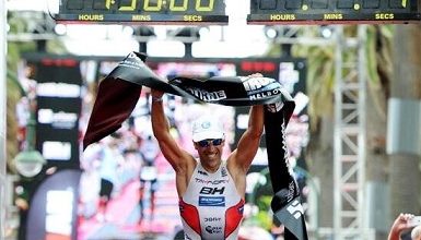 Eneko Llanos vince l'Ironman di Melbourne