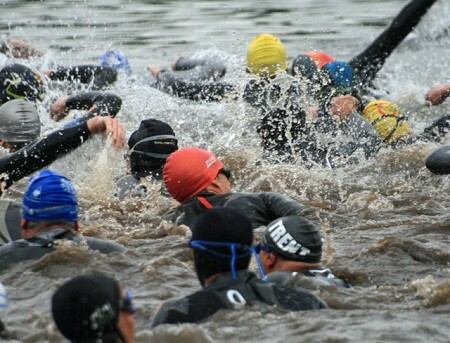 Nager dans le Triathlon