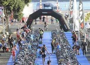 Serie di triathlon WILD WOLF di POLAR Coruña