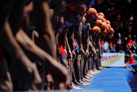 Concentration de sortie du triathlon