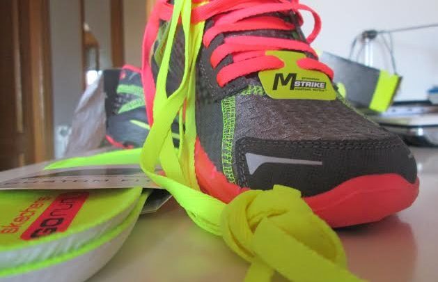 skechers go run 2 yellow