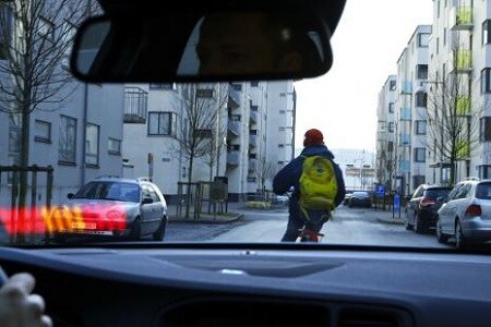 Ciclisti sulla strada