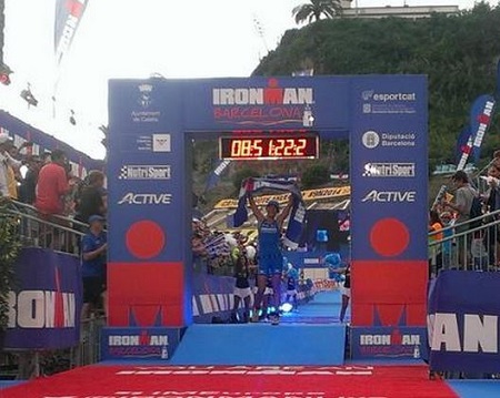 Eva Wutti  gana el Ironman Barcelona