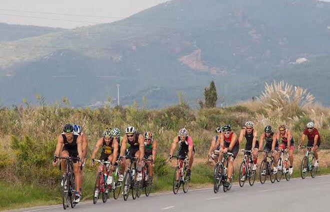 Passo di triathlon olimpico di mezza distanza