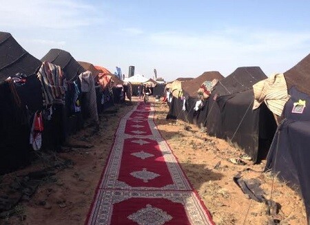 Acampar no deserto do titã