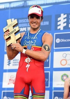 Javier Gómez Noya leads the world triathlon ranking