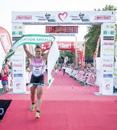 Elia Roda wins the Half Triathlon Seville