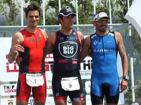 podium Masculino en el lisboa Triathlon 