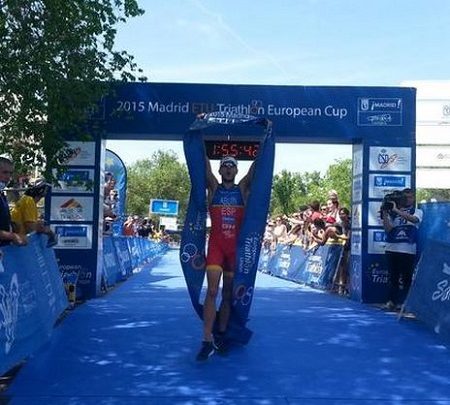 Uxio Abuin gana la Copa de Europa de Triatlón en madrid