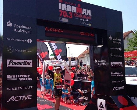 Sebastian Kienle ganando en el ironman 70.3 de Kraichgau