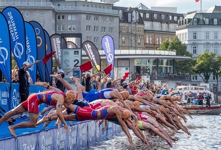 salida del agua en las series Mundiales de Hamburgo