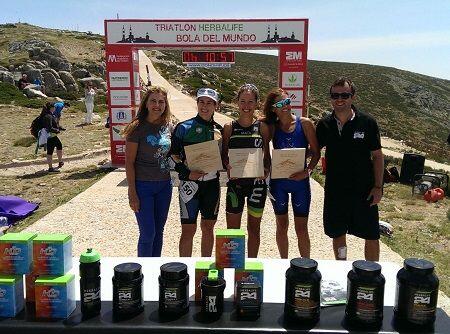 Podium Femenino Triatlón Corto de la Bola del Mundo