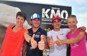 Professionals in the KM0 Triathlon