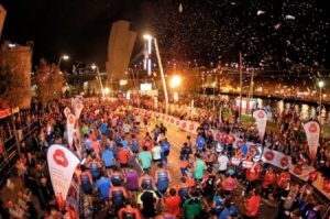 Start des EDP Bilbao Night Marathon