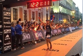 Fran Blanco en la meta del Triatlón Madrid KM0