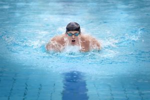 COMPEX beim Schwimmen