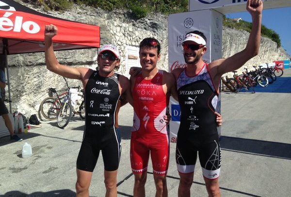 Javier Gómez Noya gana la general del Island House Triathlon.