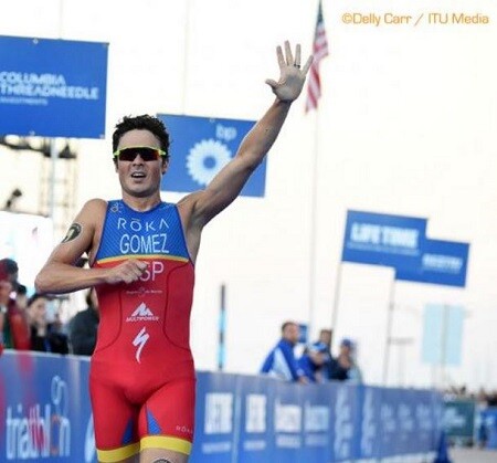 Javier Gómez Noya achieving his 5th world title