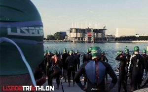 Abfahrt des Lisboa Triathlon