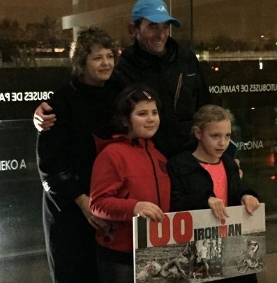 Ricardo Abad, nachdem er seine iroman Nummer 100 in einem Jahr beendet hat
