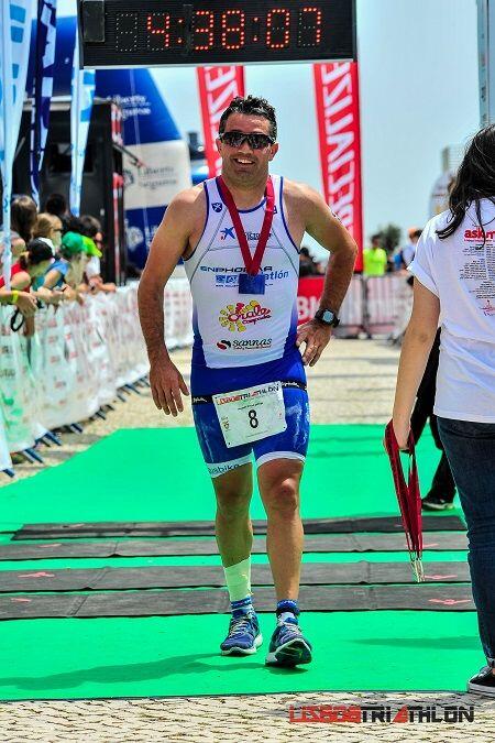 Joaquin Fish competing in Lisbon Triathlon