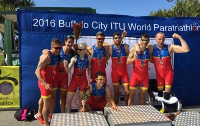 Spanische Paratriathleten in Buffalo