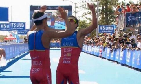 Ouro Mario Mola e prata Fernando Alarza na Gold Coast World Series