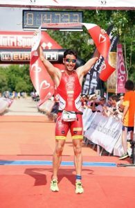 Samer Ali-Saad obtém sua nona vitória no Triatlo de Sevilha