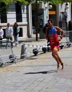 Ivan Rana läuft barfuß Europa Cup Madrid