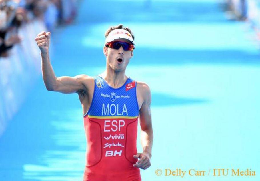 mario Mola ganando en Yokohama
