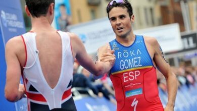 javier Gómez Noya felicitando a Alistair Brownlee en Leeds