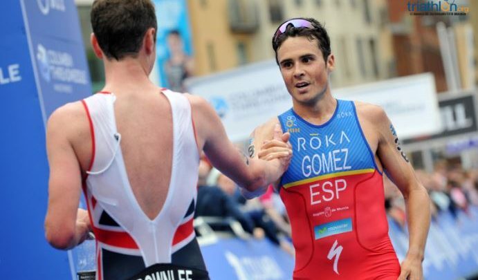 Saludo entre Alistair Brownlee y Gómez Noya en Ledds