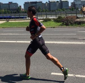 Iván Raña en carrera a pie del Ironman 70.3 Budapest