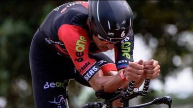 Iván Raña sobre la bicicleta en Ironman