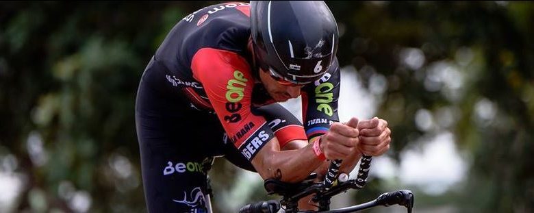 Ivan Raña on the bicycle at Ironman