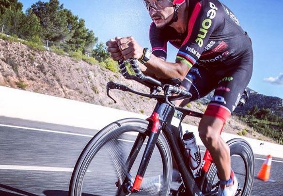 Ivan Raña im Bereich Ironman Cycling