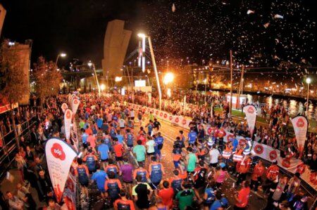 Ankunft des Bilbao Night Marathon