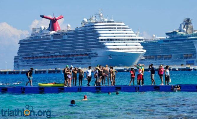 Ausgangsponton des großen Finales in Cozumel