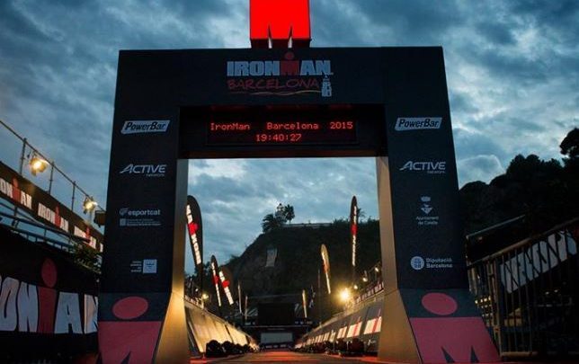 Arrivo dell'Ironman Barcellona