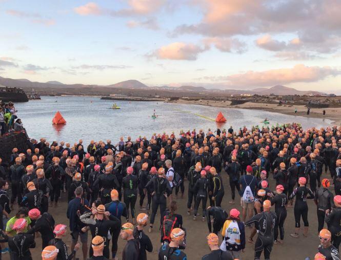 Salida Ironman 70.3 Lanzarote