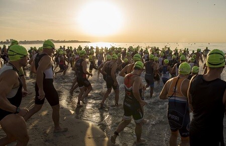 Alicante Triwhite Schwimmstart