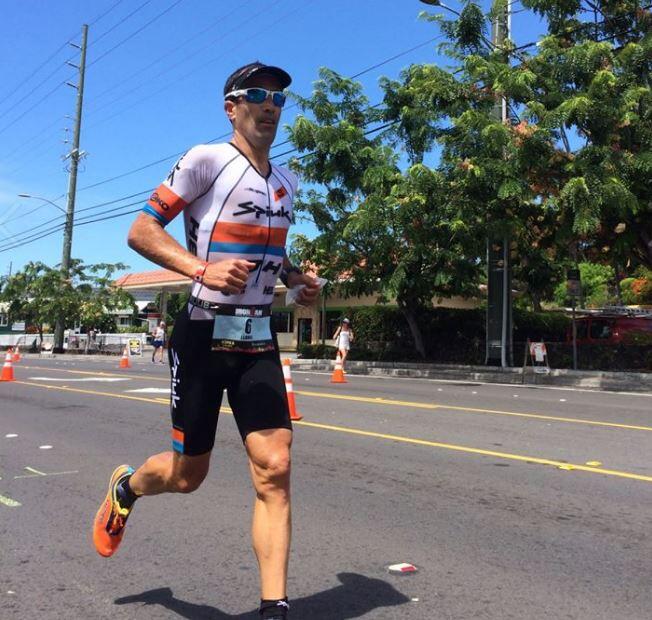 Eneko Llanos corrida a pé