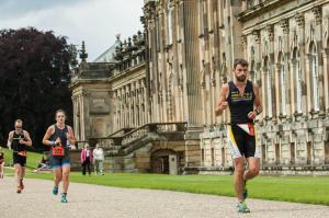 Bei der Castle Triathlon Series treten Burgen in drei verschiedenen Ländern gegeneinander an