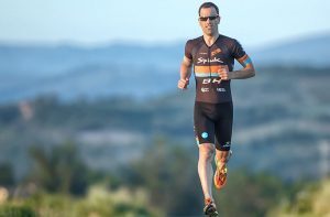 Eneko Llanos comienza la temporada en el Ironman 70.3 de Buenos Aires